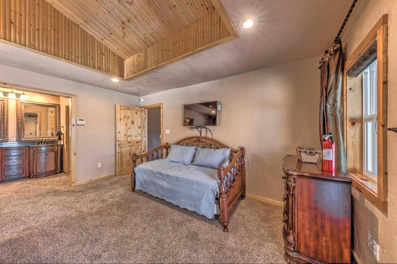 Spacious Ruidoso Home With Hot Tub And Fireplaces Εξωτερικό φωτογραφία